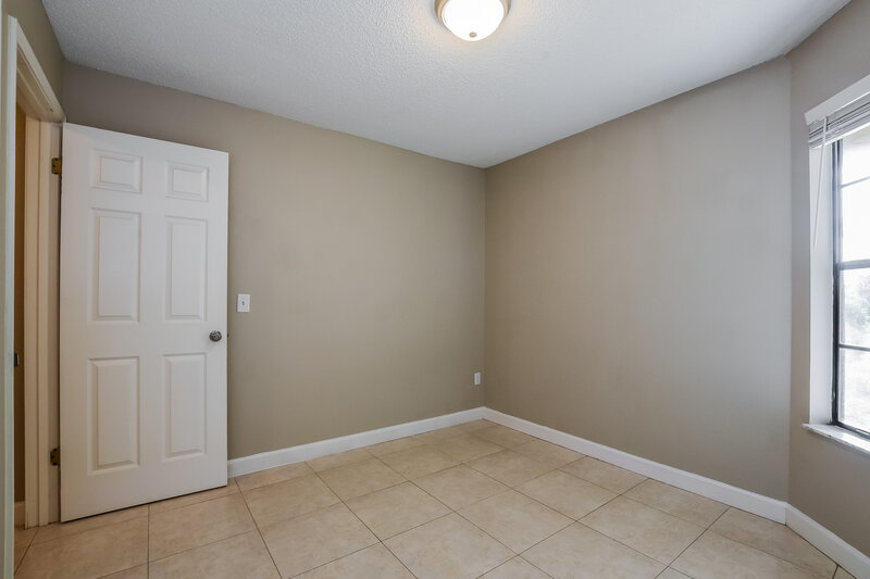 3,270/Mo, 149 River Chase Dr Orlando, FL 32807 Bedroom View 4