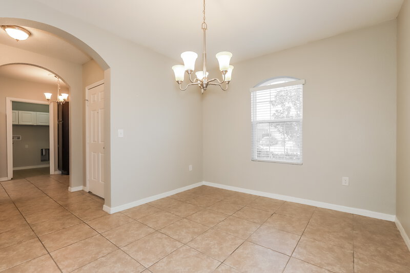 2,125/Mo, 1633 Wallace Manor Boulevard Winter Haven, FL 33880 Dining Room View