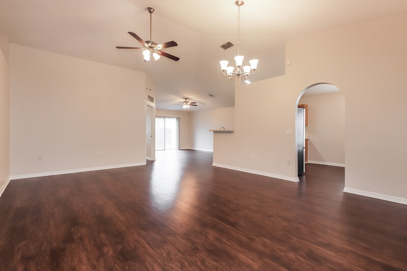 1,785/Mo, 1767 Eagle Pines Circle Eagle Lake, FL 33839 Living Room View