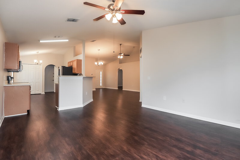 1,785/Mo, 1767 Eagle Pines Circle Eagle Lake, FL 33839 Dining Room View 2
