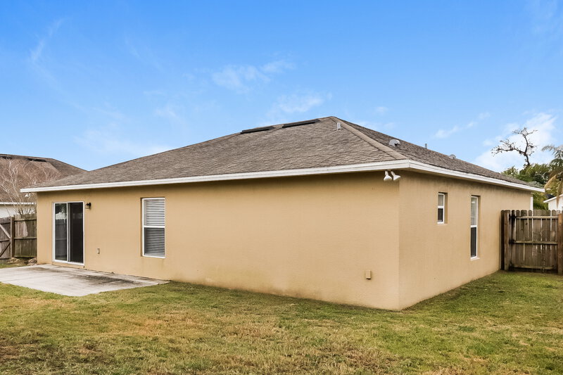 1,785/Mo, 1767 Eagle Pines Circle Eagle Lake, FL 33839 Rear View