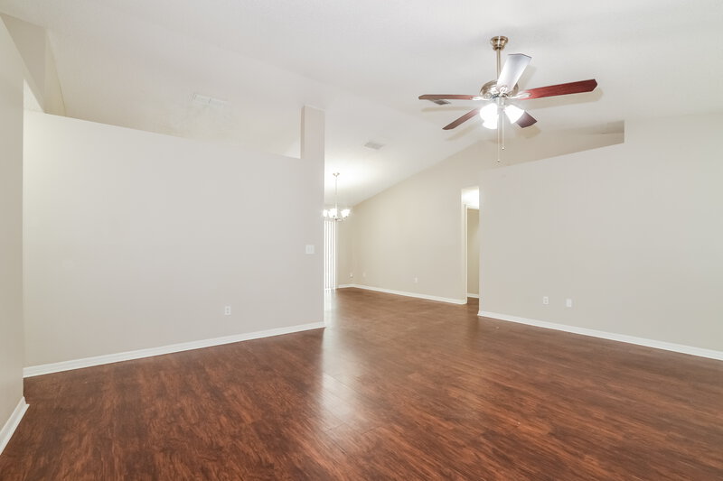 2,235/Mo, 14280 Rensselaer Rd Orlando, FL 32826 Living Room View