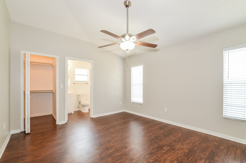 2,235/Mo, 14280 Rensselaer Rd Orlando, FL 32826 Main Bedroom View