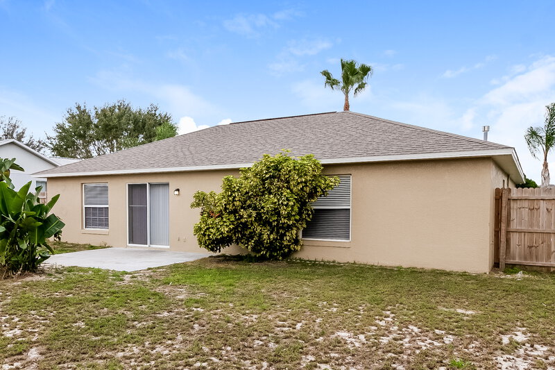 1,760/Mo, 11618 Roper Boulevard Clermont, FL 34711 rearview View