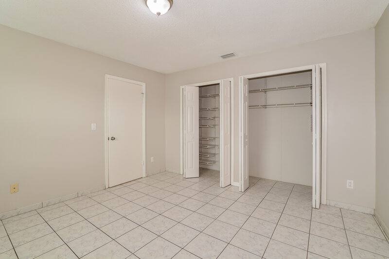3,560/Mo, 1212 Abberton Drive Orlando, FL 32837 Bedroom View 2