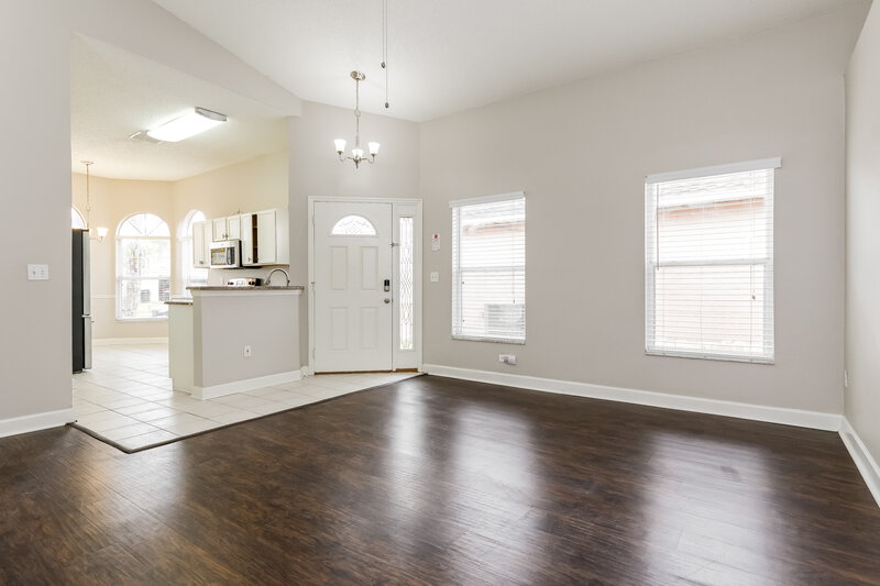 2,315/Mo, 242 Briar Bay Circle Orlando, FL 32825 Living Room View 2