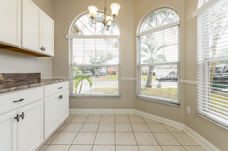 2,315/Mo, 242 Briar Bay Circle Orlando, FL 32825 Breakfast Nook View