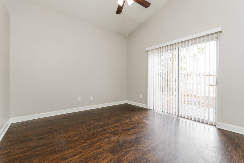 2,315/Mo, 242 Briar Bay Circle Orlando, FL 32825 Main Bedroom View