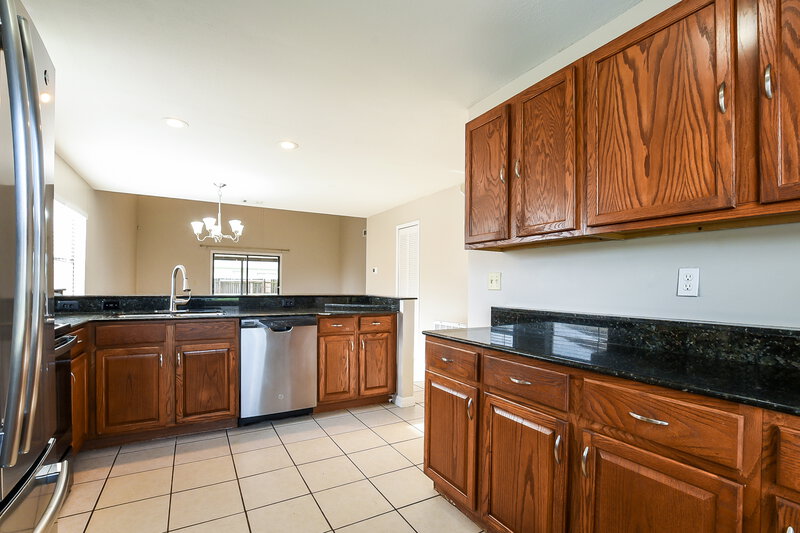 1,950/Mo, 116 Whitehall Way Kissimmee, FL 34758 Kitchen View