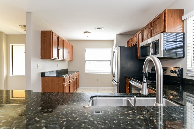 2,870/Mo, 116 Whitehall Way Kissimmee, FL 34758 Kitchen View