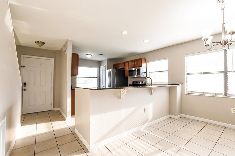 1,950/Mo, 116 Whitehall Way Kissimmee, FL 34758 Kitchen View 2