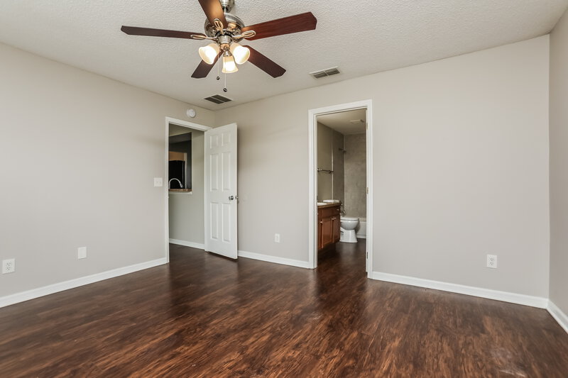 2,090/Mo, 13309 Copperleaf Way Clermont, FL 34711 Main Bedroom View 2
