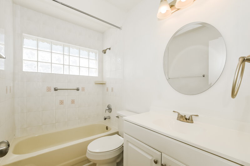 2,400/Mo, 797 Minerva Lane Lake Mary, FL 32746 Bathroom View