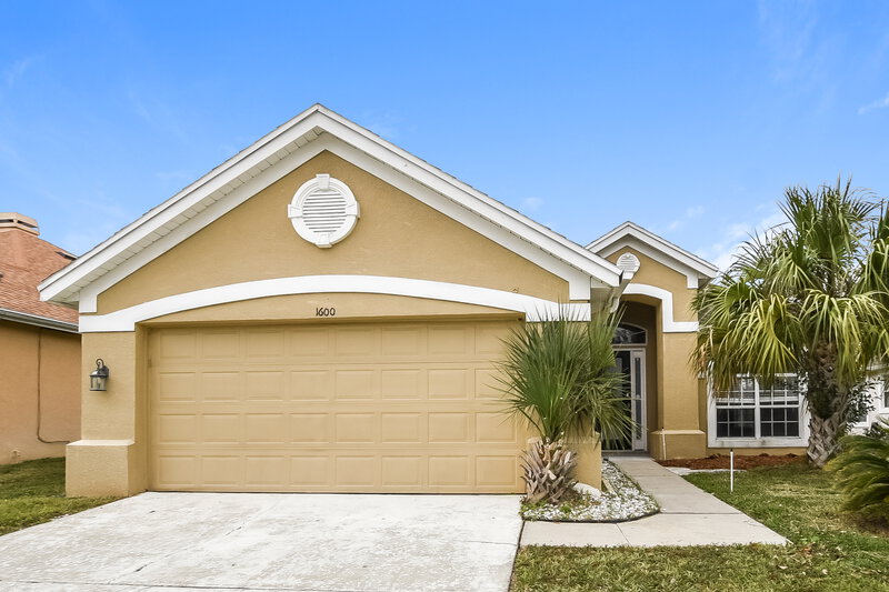2,020/Mo, 1600 The Oaks Boulevard Kissimmee, FL 34746 External View