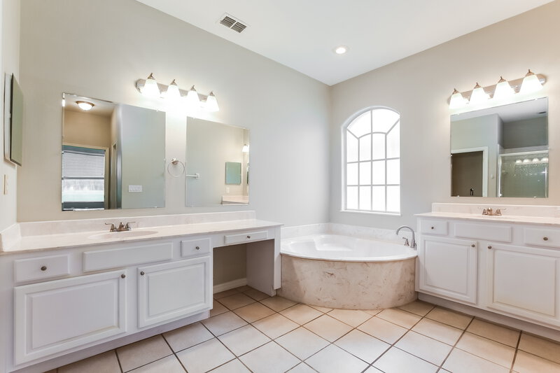 2,020/Mo, 1600 The Oaks Boulevard Kissimmee, FL 34746 Misc View 8