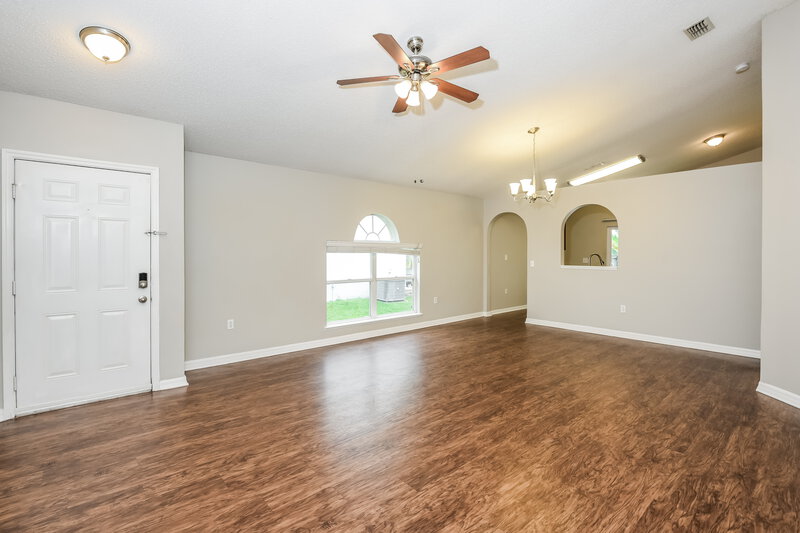2,180/Mo, 1722 Wekiva Crossing Blvd Apopka, FL 32703 Living Room View