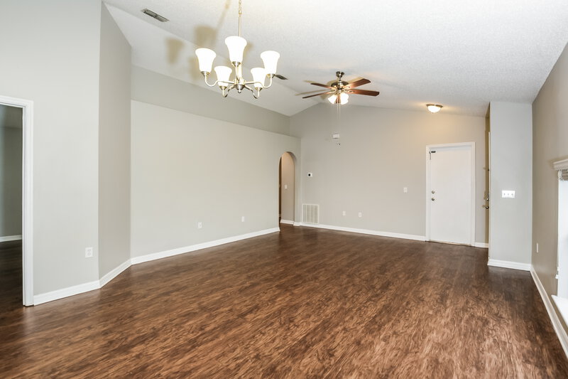 2,180/Mo, 1722 Wekiva Crossing Blvd Apopka, FL 32703 Living Room View 2