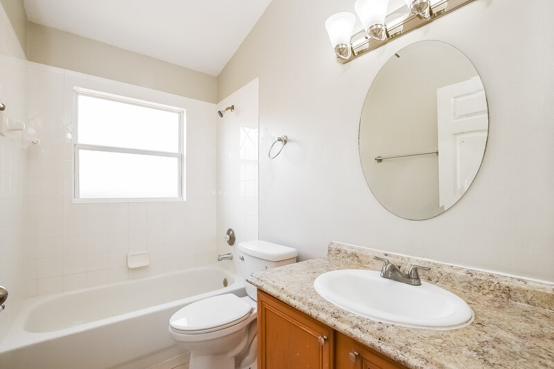 2,335/Mo, 1436 Lake Marion Drive Apopka, FL 32712 Bathroom View