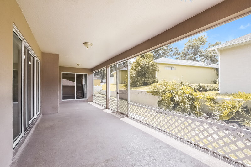 2,335/Mo, 1436 Lake Marion Drive Apopka, FL 32712 Covered Patio View