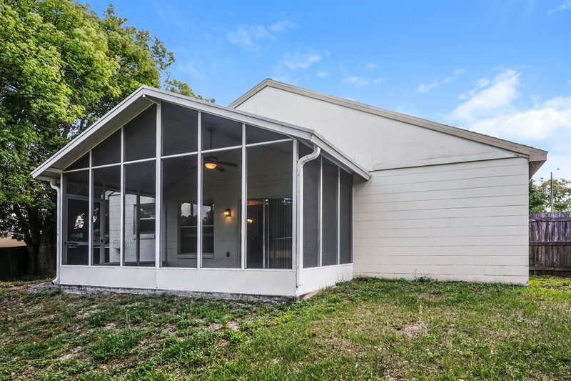 2,355/Mo, 1809 Concord Drive Apopka, FL 32703 Rear View 2