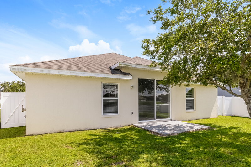 1,995/Mo, 3063 Eagle Crossing Drive Kissimmee, FL 34746 Rear View