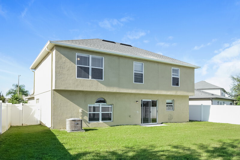 2,400/Mo, 2953 Elbib Dr Saint Cloud, FL 34772 Rear View