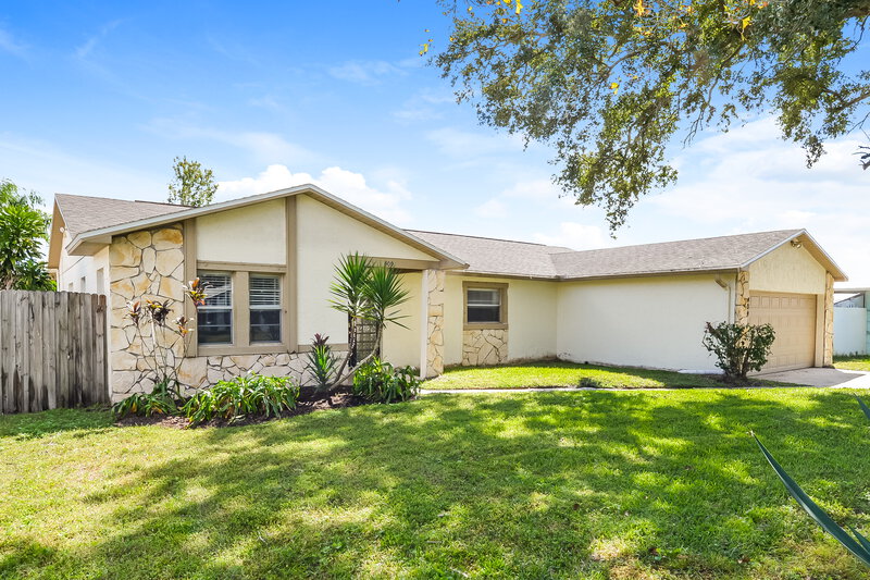 2,255/Mo, 409 Riverwoods Circle Orlando, FL 32825 Front View