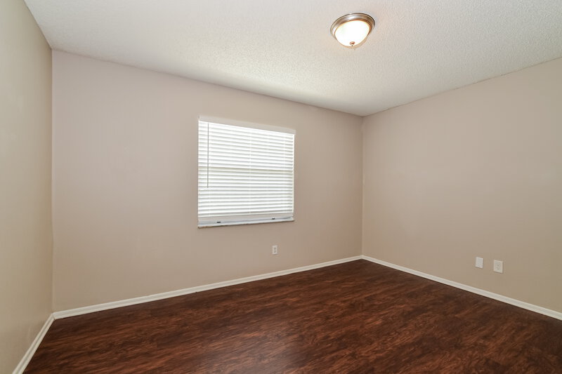 2,255/Mo, 409 Riverwoods Circle Orlando, FL 32825 Bedroom View 2