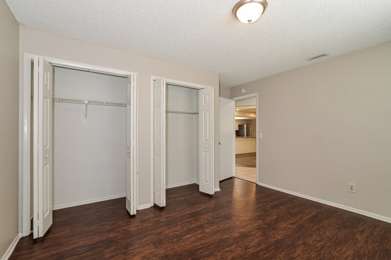 2,255/Mo, 409 Riverwoods Circle Orlando, FL 32825 Bedroom View 3