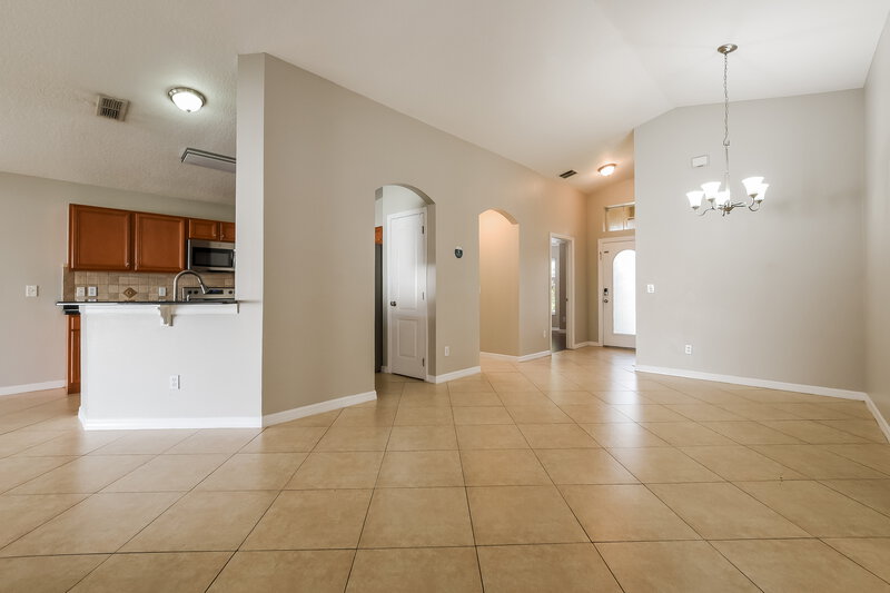 2,470/Mo, 12733 Sophiamarie Loop Orlando, FL 32828 Living Room View