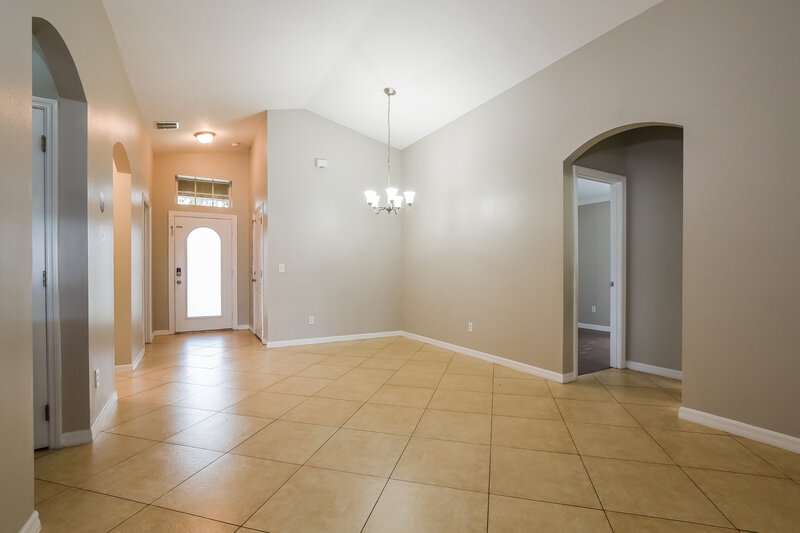2,470/Mo, 12733 Sophiamarie Loop Orlando, FL 32828 Living Room View 2
