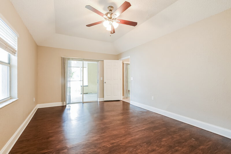 2,095/Mo, 264 Daisy Estates Drive Winter Haven, FL 33884 Main Bedroom View 2