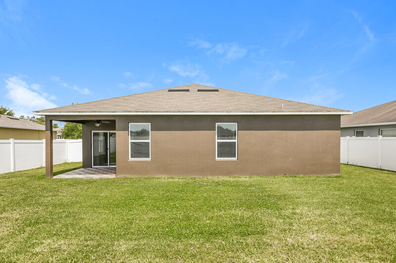 2,180/Mo, 3188 Queen Alexandria Drive Kissimmee, FL 34744 Rear View