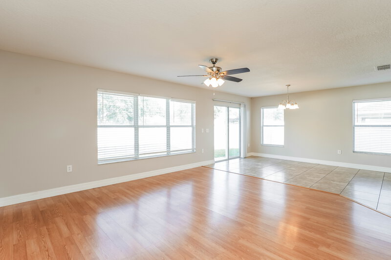 2,440/Mo, 4505 Barbados Loop Clermont, FL 34711 Living Room View 2