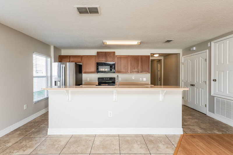 2,440/Mo, 4505 Barbados Loop Clermont, FL 34711 Kitchen View