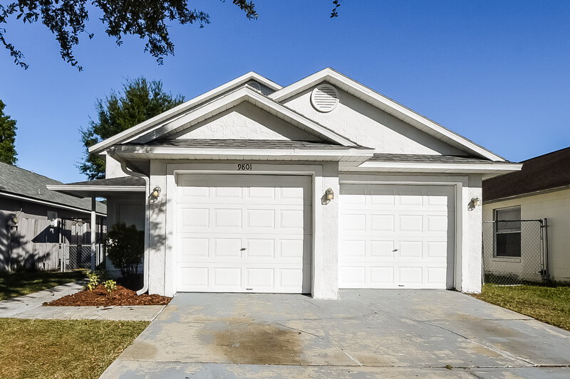 2,000/Mo, 9801 Red Clover Avenue Orlando, FL 32824 External View