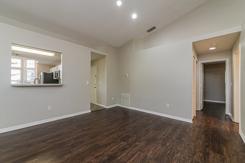 2,200/Mo, 2900 Dickens Circle Kissimmee, FL 34747 Dining Room View