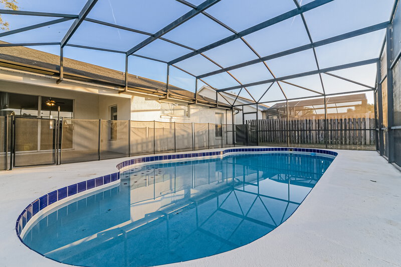 2,200/Mo, 2900 Dickens Circle Kissimmee, FL 34747 Pool View