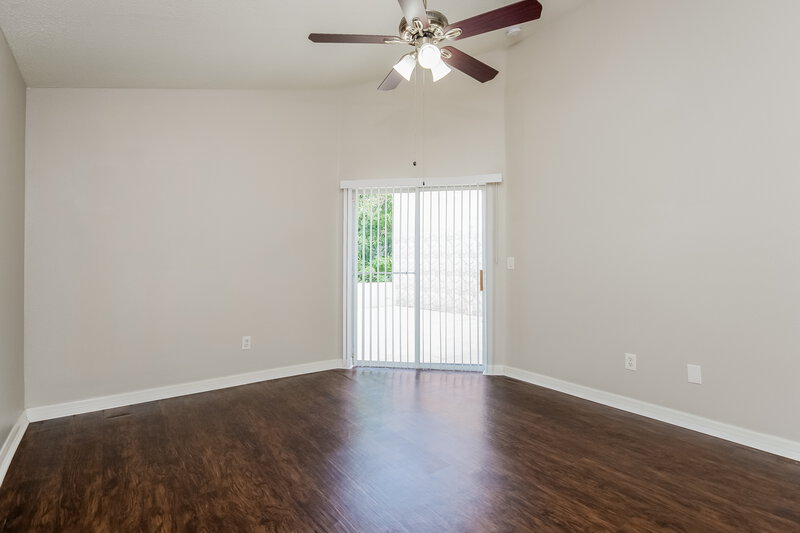2,415/Mo, 721 Stonewyk Way Kissimmee, FL 34744 Main Bedroom View