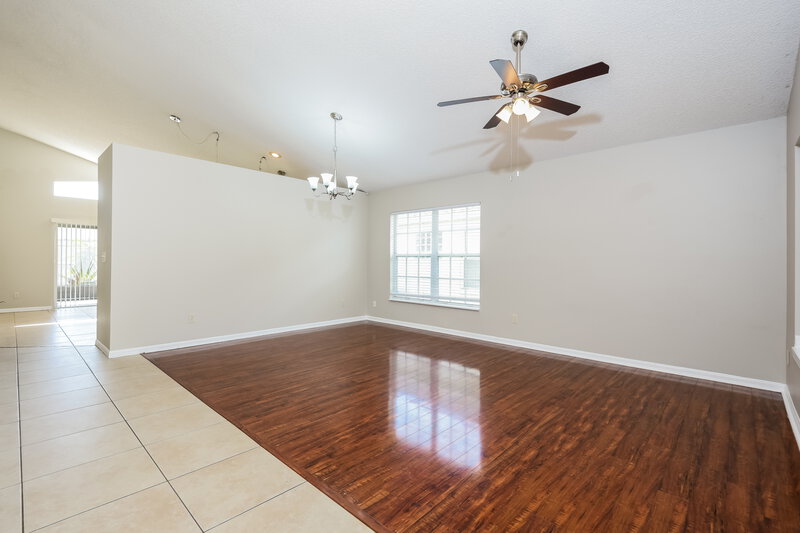 2,390/Mo, 4331 Boca Woods Dr Orlando, FL 32826 Living Room View