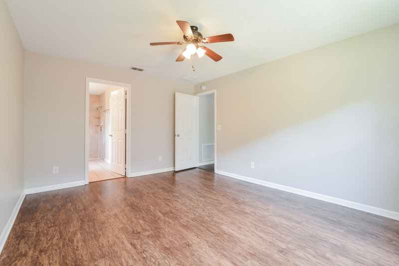 3,500/Mo, 12131 Goldenstar Ln Clermont, FL 34711 Main Bedroom View 2