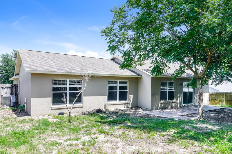 2,350/Mo, 12131 Goldenstar Ln Clermont, FL 34711 Rear View