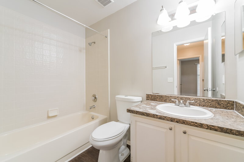 2,195/Mo, 2733 Peggy Dr Kissimmee, FL 34744 Bathroom View