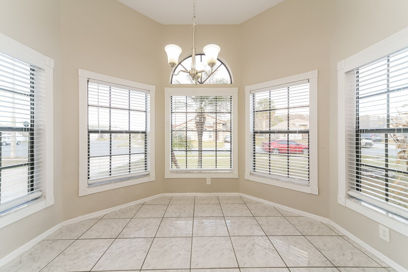 2,260/Mo, 13539 Texas Woods Cir Orlando, FL 32824 Dining Room View