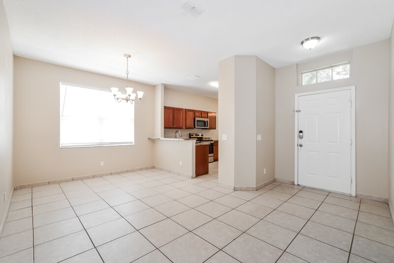 2,330/Mo, 4059 Boca Woods Dr Orlando, FL 32826 Dining Room View