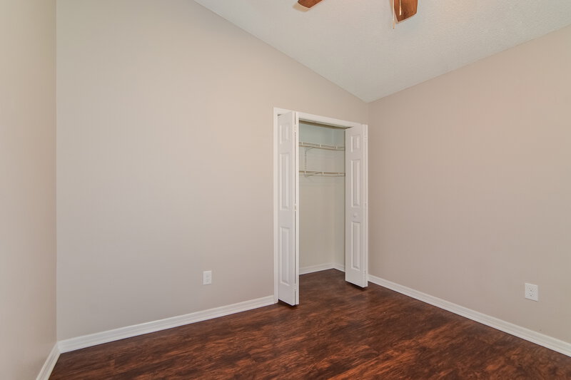 0/Mo, 996 Maple Ct Apopka, FL 32703 Bedroom View