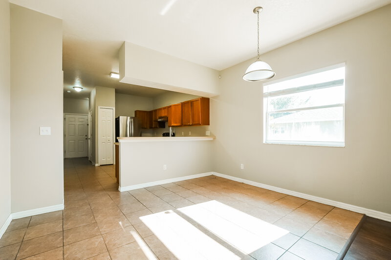 2,300/Mo, 119 Parker Cove Ct Ocoee, FL 34761 Dining Room View