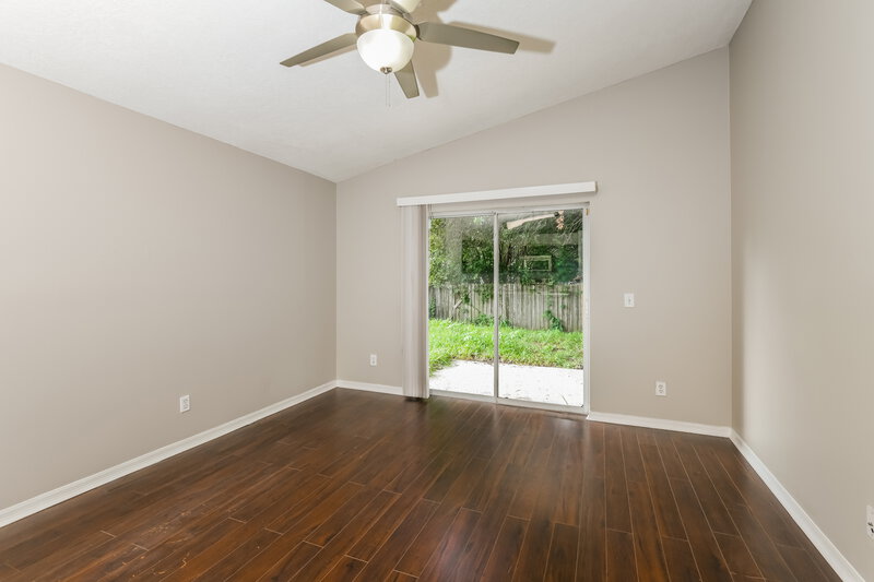 2,220/Mo, 13611 Glasser Ave Orlando, FL 32826 Bedroom View 3