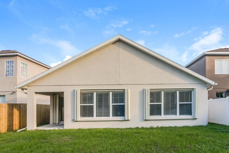2,475/Mo, 1802 Meadow Pond Way Orlando, FL 32824 Rear View