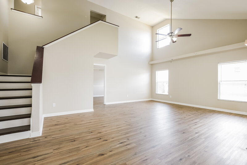 2,730/Mo, 10051 Sandbar St Orlando, FL 32825 Living Room View